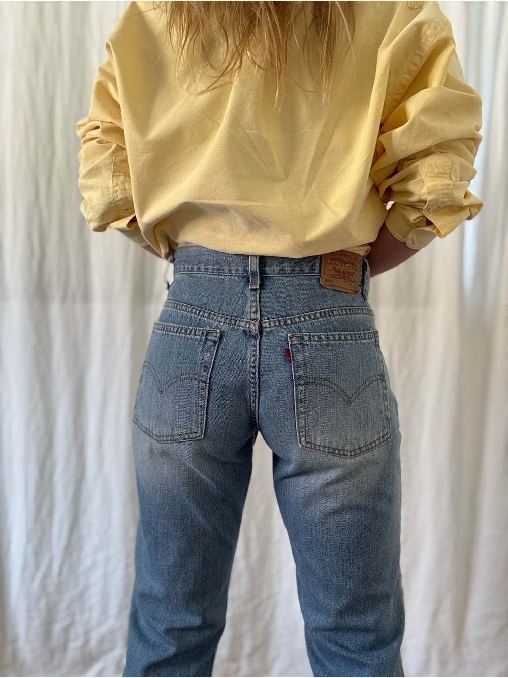 Vintage Levi’s 505 light wash Y2K straight leg mid rise clean - Picture 6 of 12